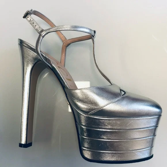 Gucci Metallic Silver Platform Sandals - Picture 3 of 4